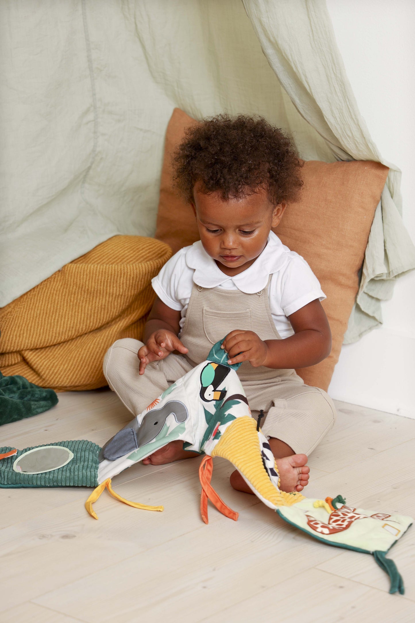 Little Big Friends Soft Activity Book 2 in 1 Jungle
