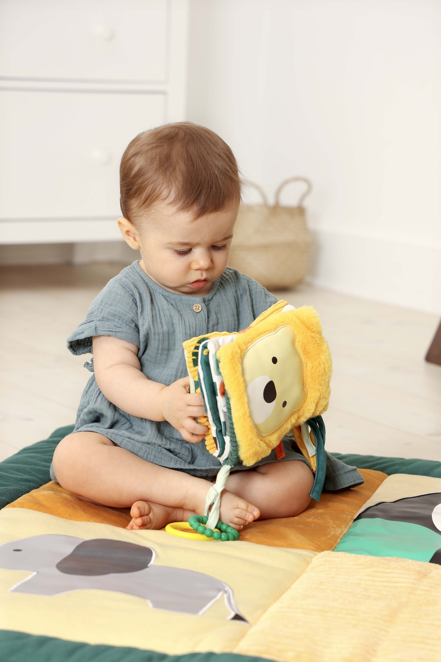 Little Big Friends Soft Activity Book 2 in 1 Jungle