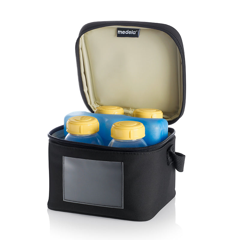 Medela Cooler Bag with 4 Bottles
