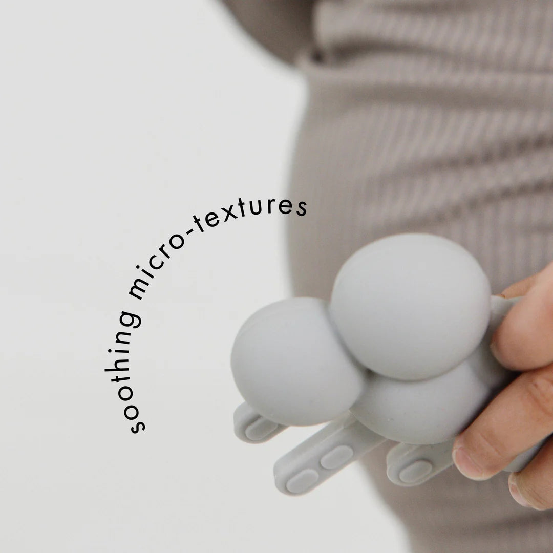 Doddle & Co Chew Teether Looks Like Rain