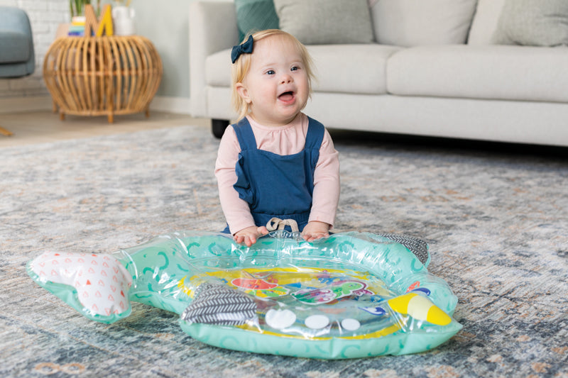 Infantino Pat & Play Water Mat Narwhal