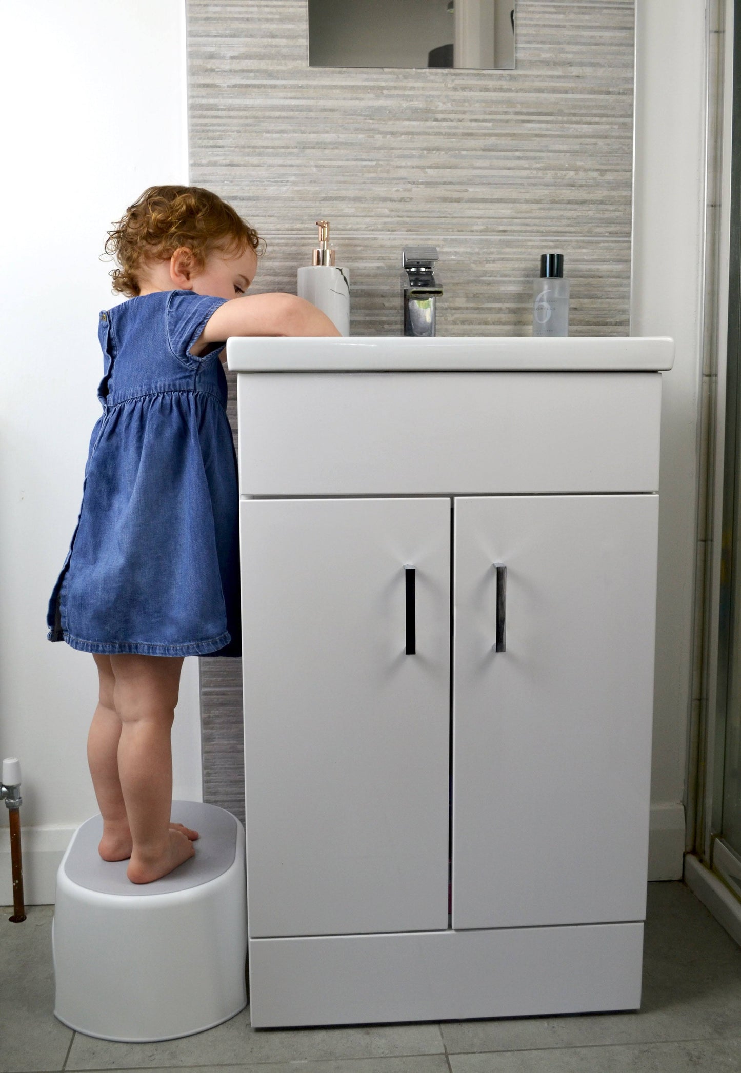 Shnuggle Step Stool White/Grey